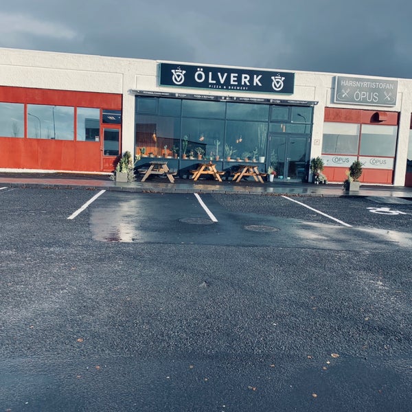 Foto tomada en Ölverk - Pizza &amp; Brewery  por Fermin R. el 10/20/2018