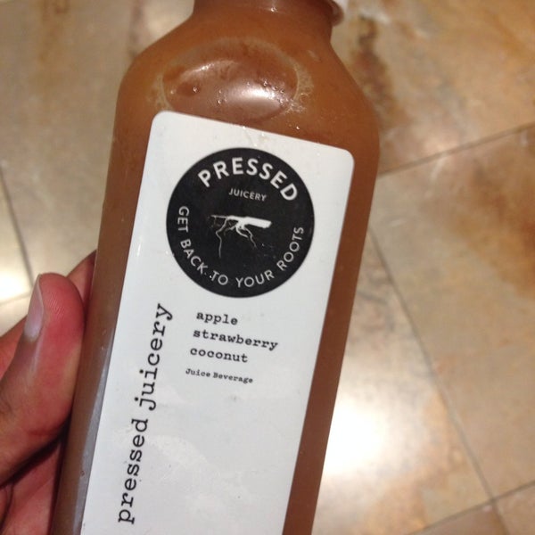 Photo taken at Pressed Juicery by Fermin R. on 8/21/2014