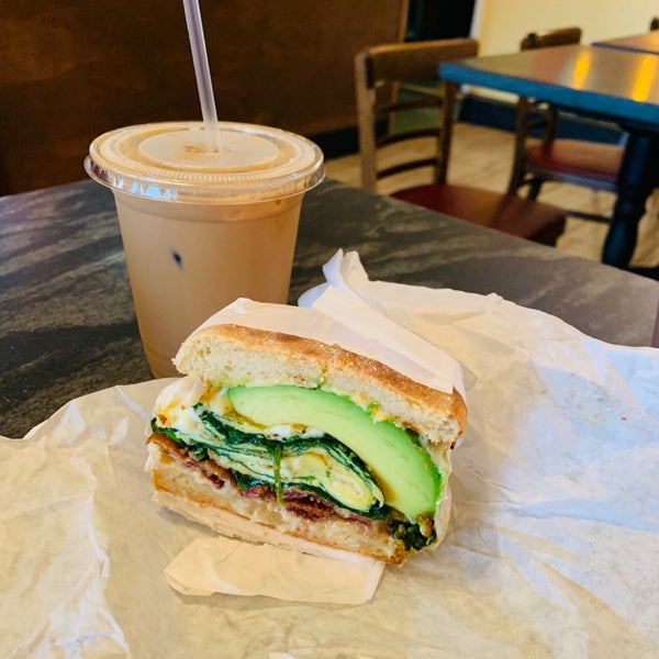 Кефас. Кефас. Ведро чикен kfc. Кефас. Кефас.