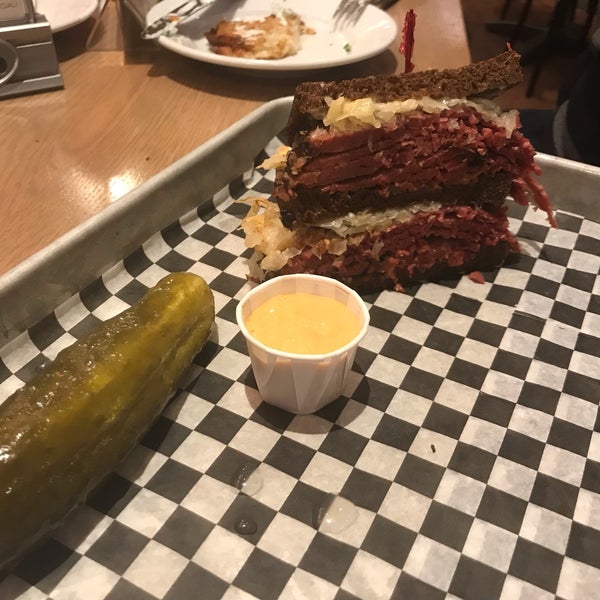 Smoked meat Rueben and great pickles. Yummy