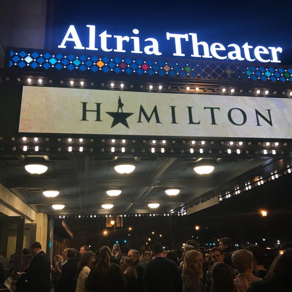 Foto scattata a Altria Theater da Sandy O. il 11/30/2019