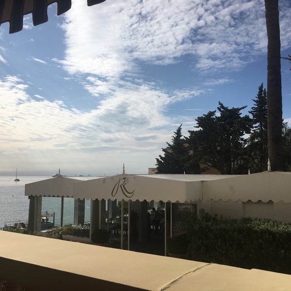 6/1/2016 tarihinde Uldis V.ziyaretçi tarafından Hotel Royal-Riviera'de çekilen fotoğraf