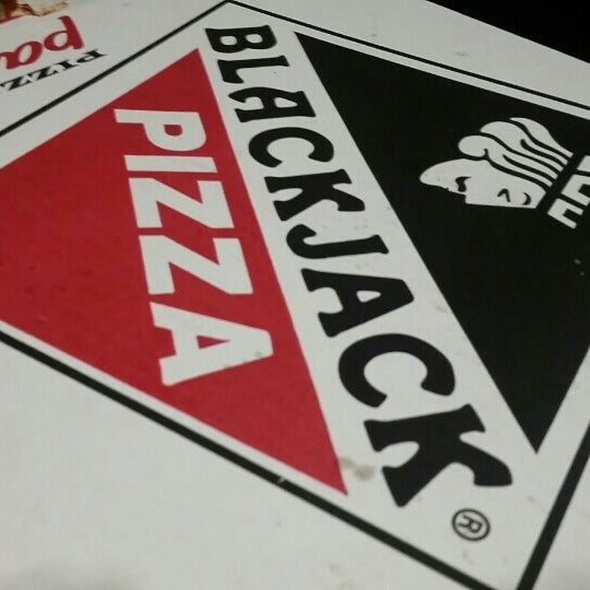 Photo taken at Blackjack Pizza &amp; Salads by Maida C. on 12/30/2015
