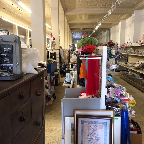 Good Value Thrift Store Central London 140 Dundas St