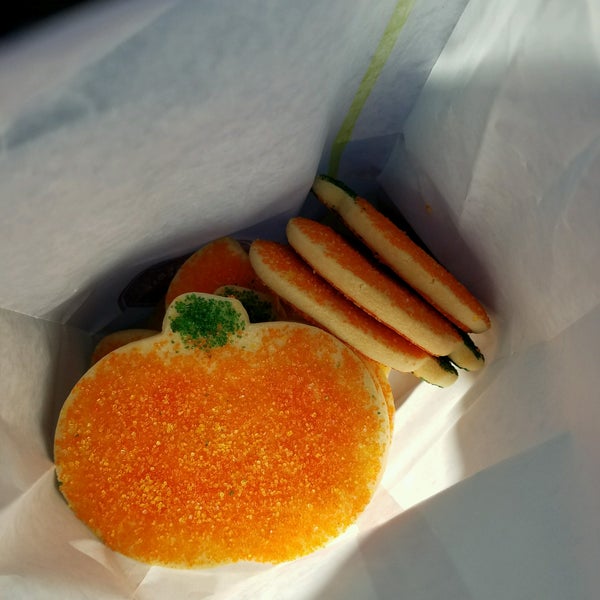 Patisserie Cafe Bakery in Downtown Mooresville