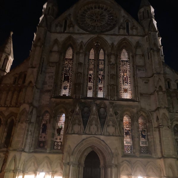 Foto tomada en Catedral de York  por Andy H. el 12/21/2023