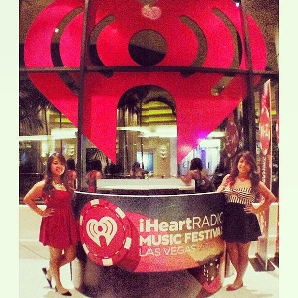 Photo taken at iHeartRadio Music Festival 2013 by Tricia Pauline V. on 9/21/2013