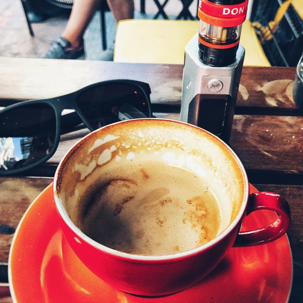 7/10/2017 tarihinde Mrtengzk A.ziyaretçi tarafından Coffee Ya Basta'de çekilen fotoğraf
