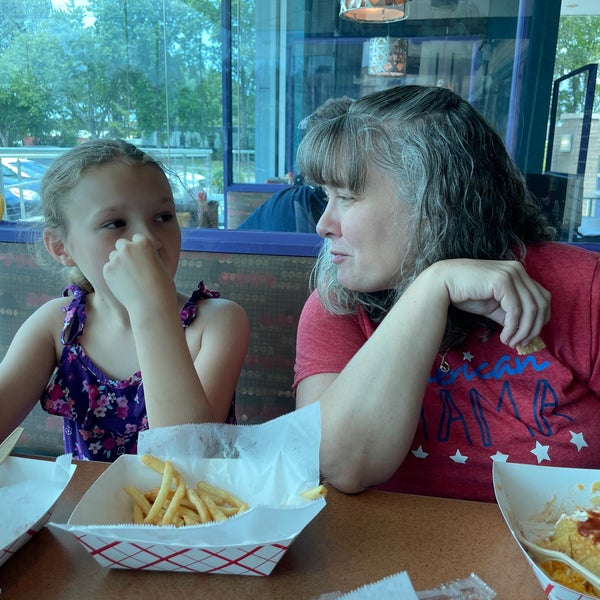 Photo taken at Shaggy&#39;s Burgers and Tacos by Janet H. on 7/9/2022