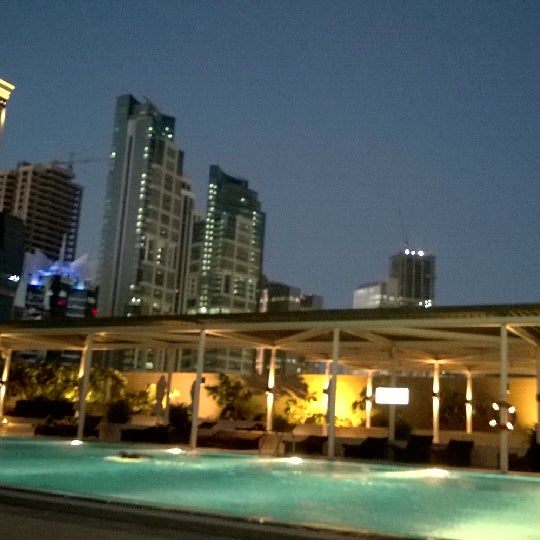 Das Foto wurde bei Renaissance Doha City Center Hotel von Ameerudeen M. am 6/1/2014 aufgenommen