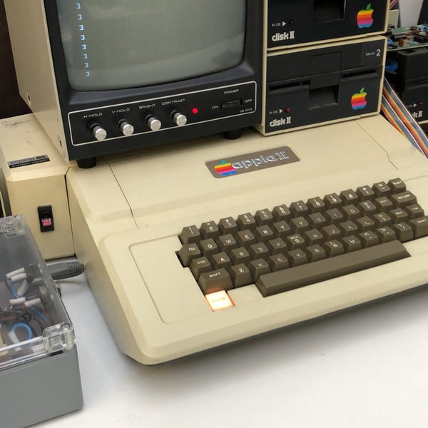 Снимок сделан в Moscow Apple Museum пользователем Richard M. 7/20/2019