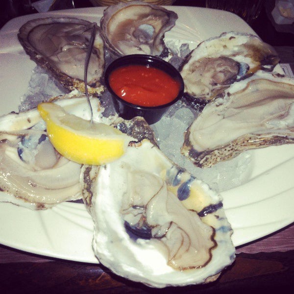 Photo taken at Crab Trap Restaurant by Dennis O. on 4/20/2013