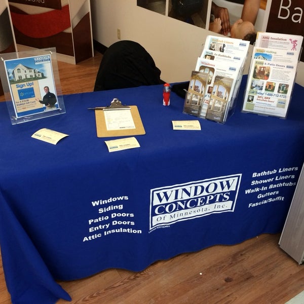 รูปที่ Walmart Supercenter ร้านไฮเปอร์มาร์เก็ต ใน Maple Grove