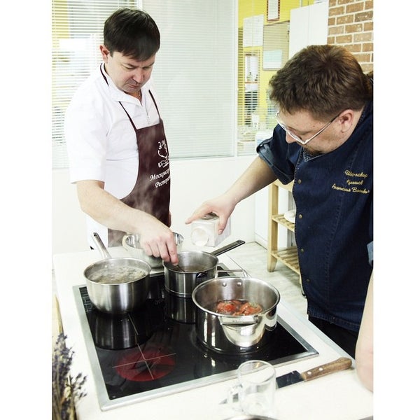 Московский дом ресторатора логотип. Курсы для рестораторов. Кулинарные курсы в москве. Дом ресторатора. Дом ресторатора.