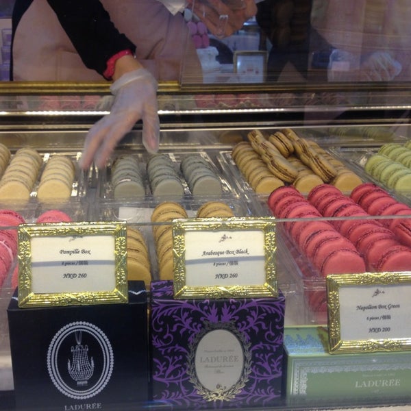 Ванильные эклеры Laduree