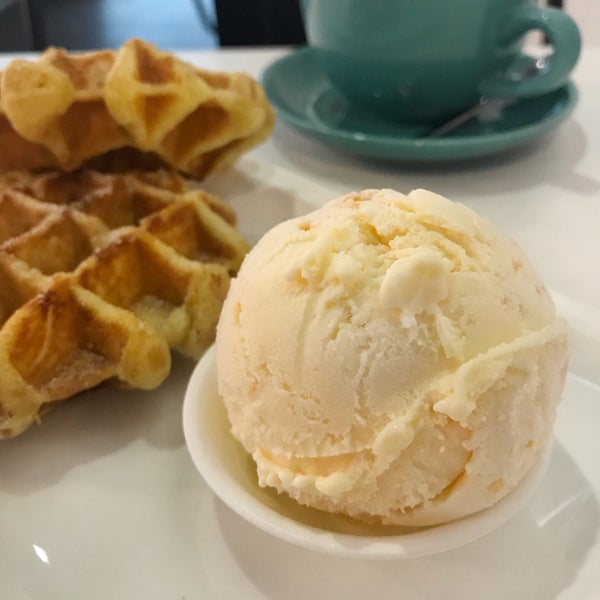 Sweet potato latte was pretty good compared to the other one I had somewhere else. However, Waffle texture was more like sweet potato bun (which I doesn’t mind); salted eggyolk ice cream was so-so