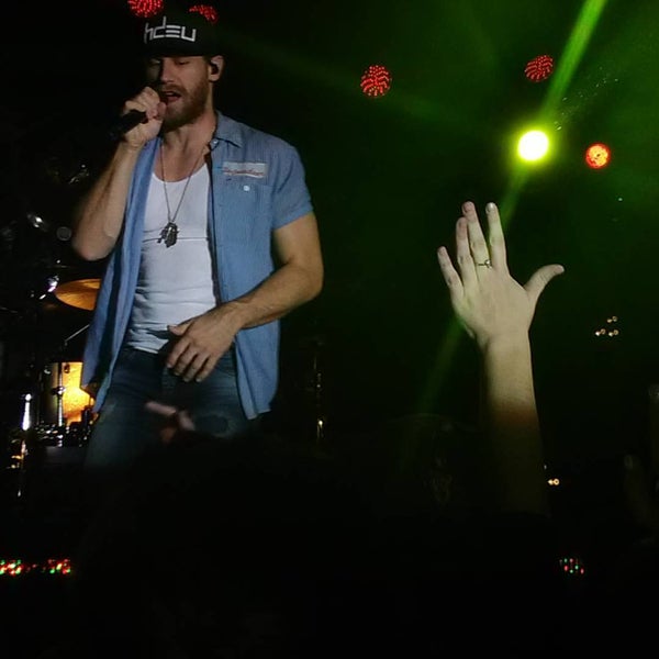 Mo's Place Night Club in Katy