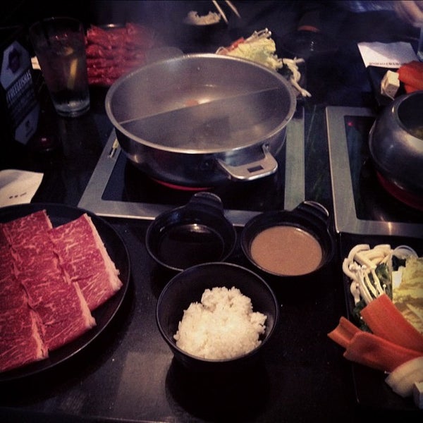 Photo taken at Yojie Japanese Fondue by Narciso A. on 11/21/2012