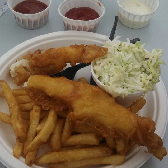 Photo taken at Harbor Fish and Chips by Mark D. on 7/13/2013