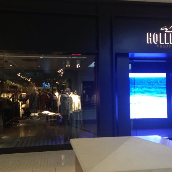 broward mall hollister
