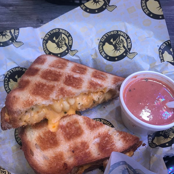 5/2/2018にLauren K.がNew York Grilled Cheese Co.で撮った写真