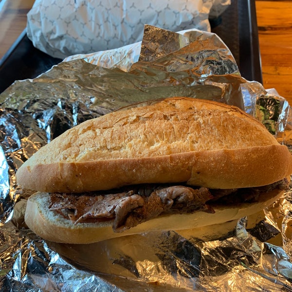 Vicentina Meats Vaughan에서 정육점일