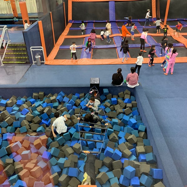 Sky Zone Basketball в Москве