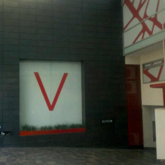 11/30/2012にLindoro C.がV Motel Boutiqueで撮った写真