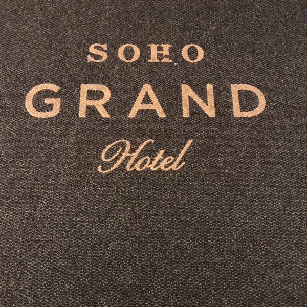 Снимок сделан в SoHo Grand Hotel пользователем Andrew L. 7/8/2017