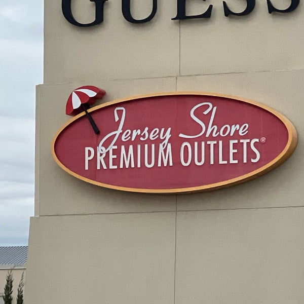 Jersey Shore Premium Outlets Editorial Stock Image - Image of premium,  outdoors: 75205014