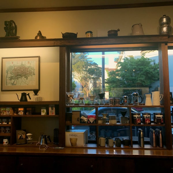 4/25/2019에 Sean R.님이 Peet&#39;s Coffee &amp; Tea에서 찍은 사진