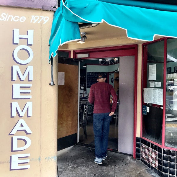 5/27/2022にSean R.がHomemade Cafeで撮った写真