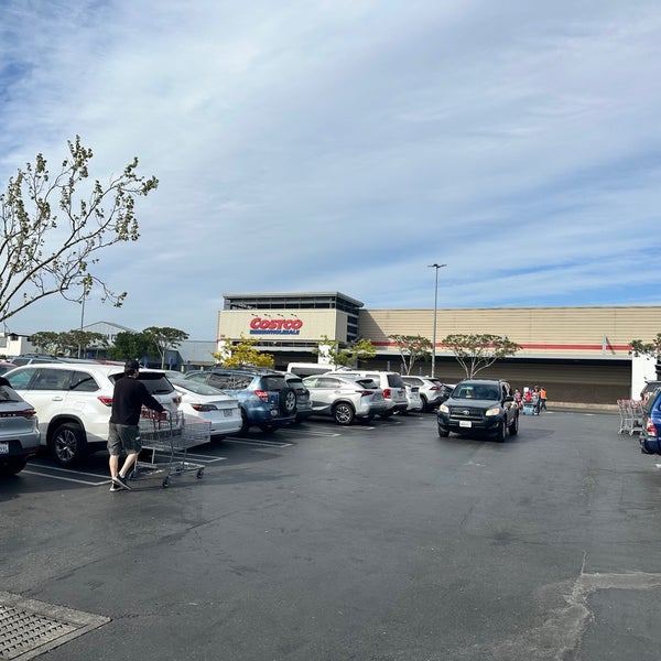 Costco Warehouse or Wholesale Store in Novato