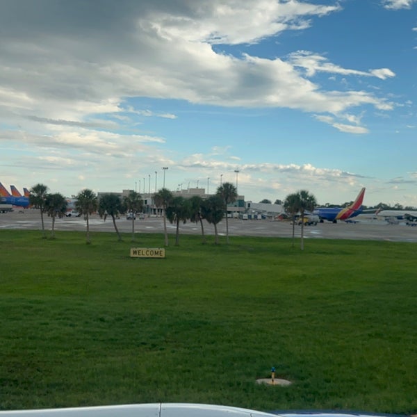 Снимок сделан в Sarasota-Bradenton International Airport (SRQ) пользователем Sean R. 8/27/2023