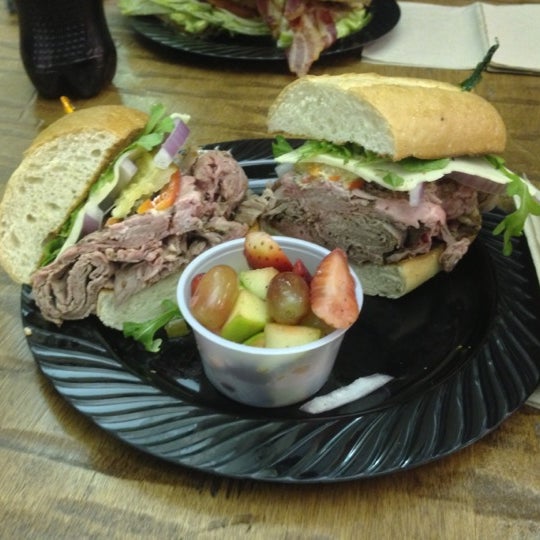 Roast beef sandwich is served cold, but it's still good