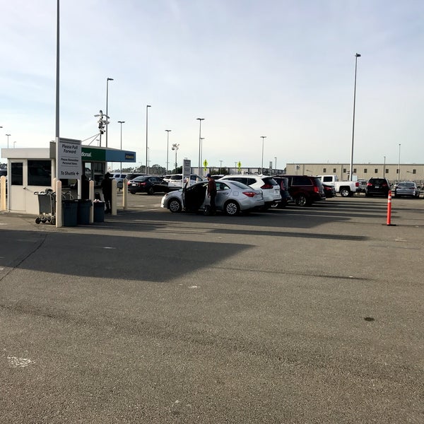 Alamo Rent A Car Rental Car Location in Oakland