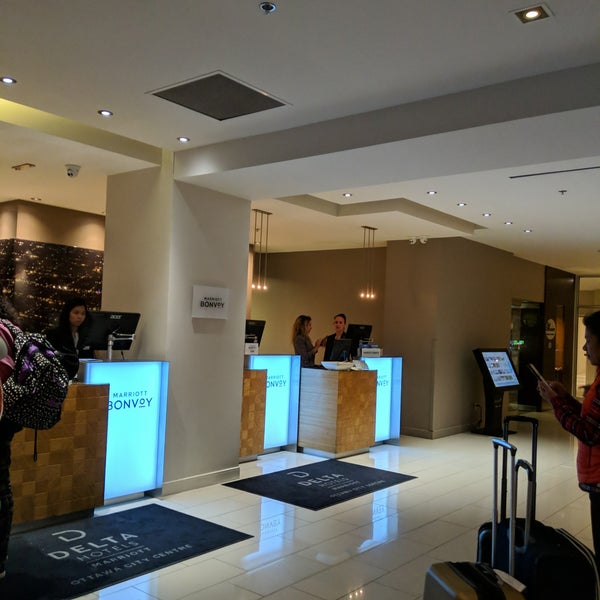 Foto tirada no(a) Delta Hotels by Marriott Ottawa City Centre por Nitesh R. em 9/24/2019
