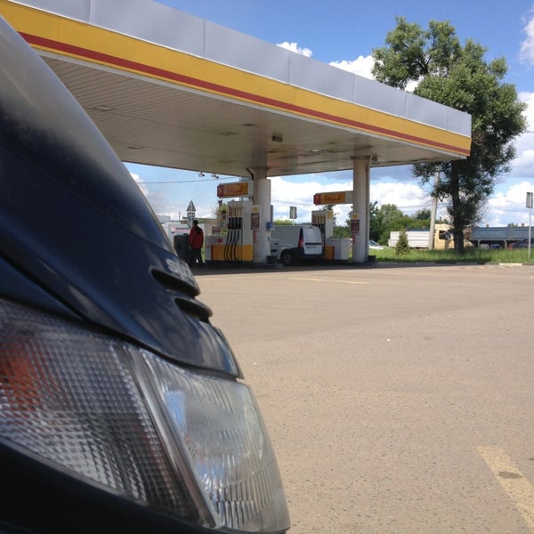 Das Foto wurde bei Shell von Роман Ш. am 6/19/2013 aufgenommen