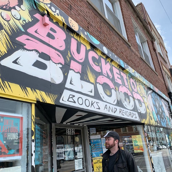 Photo taken at Bucket O&#39; Blood Books and Records by Molly T. on 5/8/2019