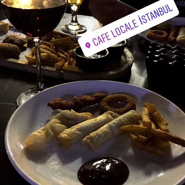 3/2/2018 tarihinde Okan Ç.ziyaretçi tarafından Cafe Locale İstanbul'de çekilen fotoğraf