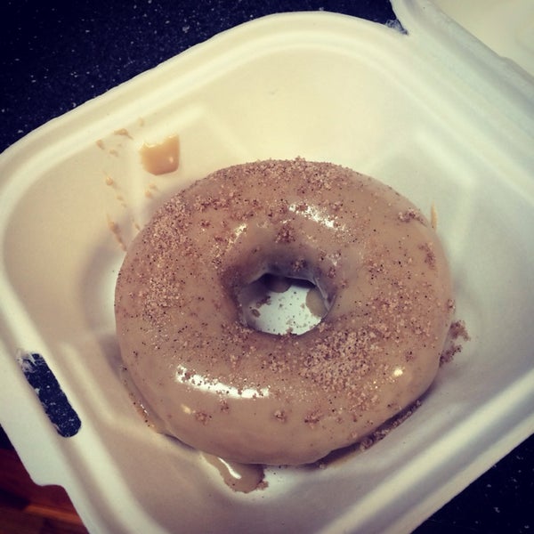 Photo taken at Duck Donuts by Jessica B. on 3/20/2014