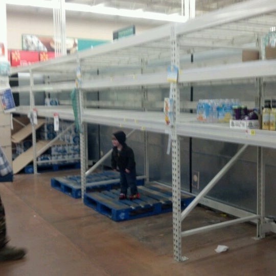 Walmart Supercenter Leicester, MA'da fotoğraflar