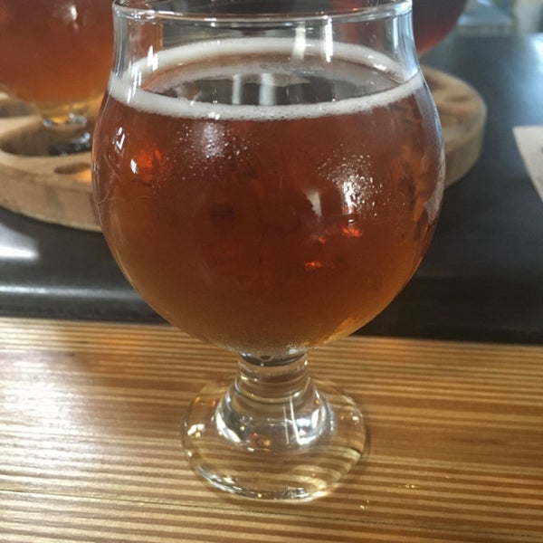 Photo taken at Dialogue Brewing by Richard V. on 7/11/2017