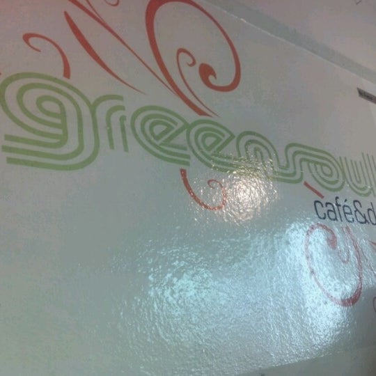 9/17/2012 tarihinde Erick M.ziyaretçi tarafından GreenSoul Cafe &amp; Deli'de çekilen fotoğraf
