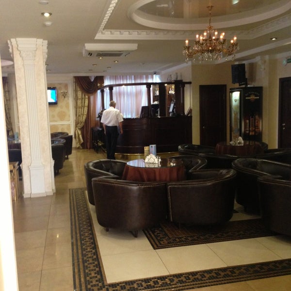 Das Foto wurde bei Prestige Business Hotel von Дима Ж. am 8/16/2013 aufgenommen