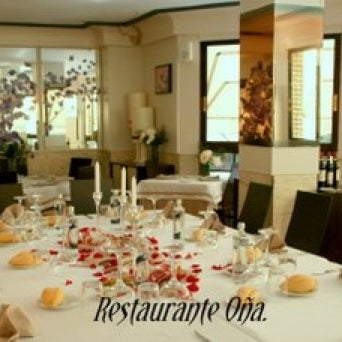 Foto scattata a Restaurante Bar Oña 1 da Francisco Jose O. il 12/16/2012