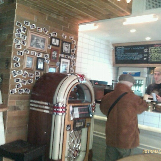 2/22/2013 tarihinde Дмитрий В.ziyaretçi tarafından Pelman Hand Made Cafe'de çekilen fotoğraf
