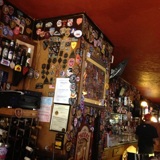 Foto tirada no(a) The Keg Lounge por Irma S. em 9/30/2012