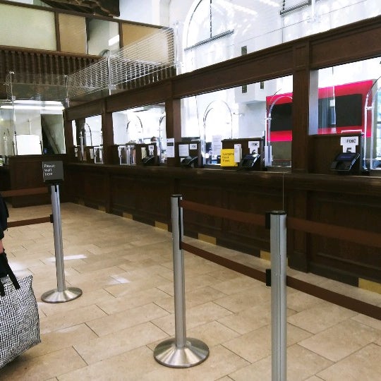 Wells Fargo Elmwood Bank in Berkeley