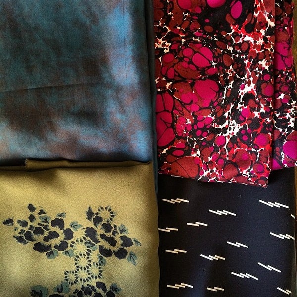 Foto tirada no(a) Mood Designer Fabrics por Chrystal M. em 3/27/2014